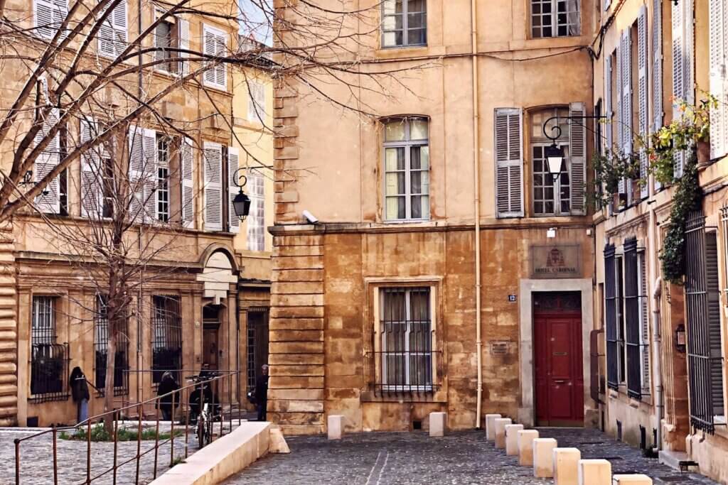 Façades de la vieille ville d'Aix-en-Provence
